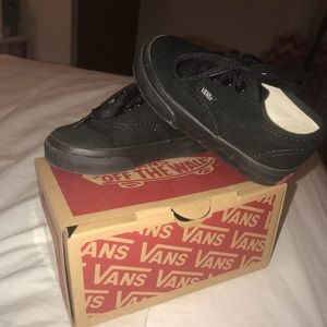 Toddler black vans